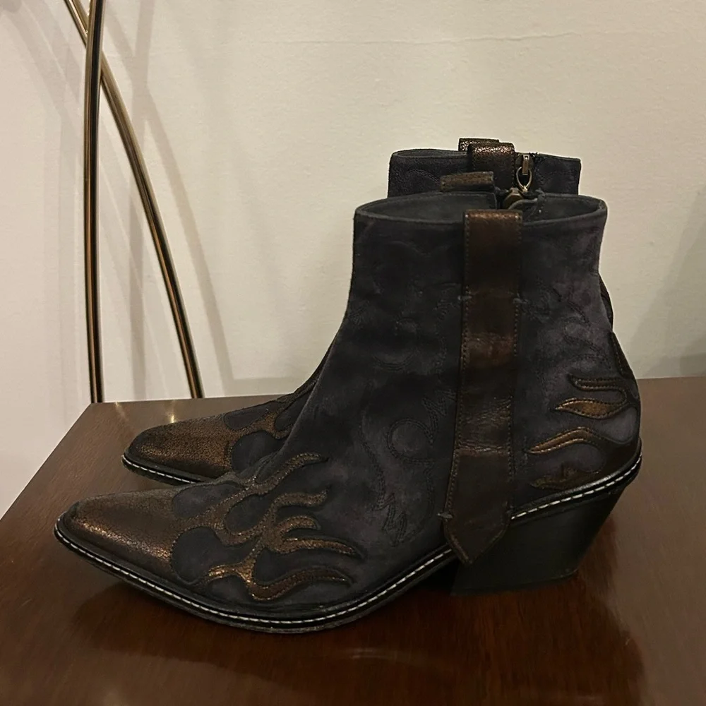 Donald J Pliner Women’s Jody Cowboy Boots Bronze Flames Pointed Toe Size 7 - Picture 3 of 9